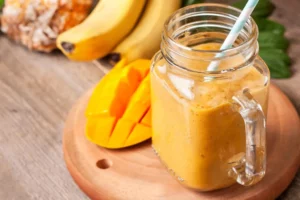 Batido de Platano con Piña y Mango - Receta Saludable